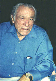 Charles-Bukowski-2 Günler Tepelerden Aşağı Koşan Vahşi Atlar Misali