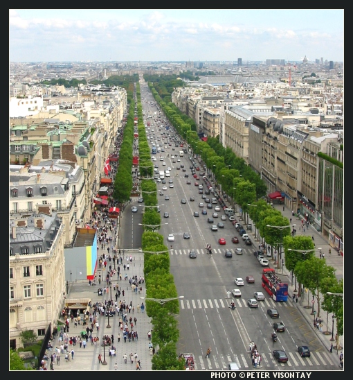 france_paris_champselysees2